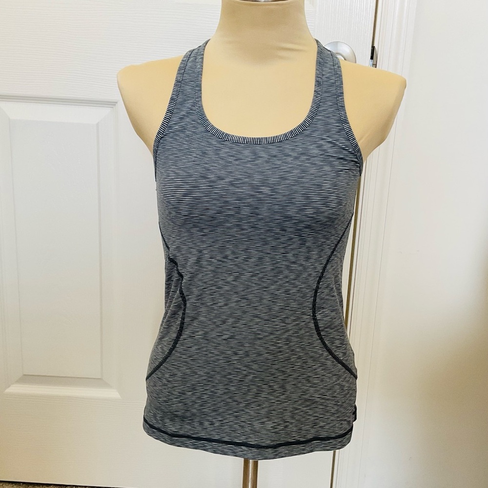 Zella Racerback‎ Gray Tank Top Womens  Small Stripe Sleeveless Athletic Top